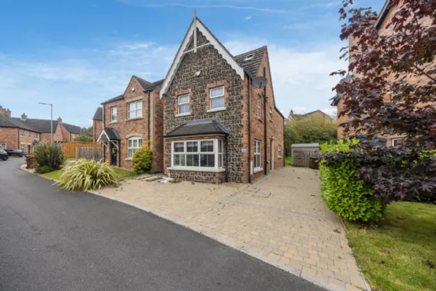 36 Belsize Meadows, Lisburn, County Down, BT27 4EH