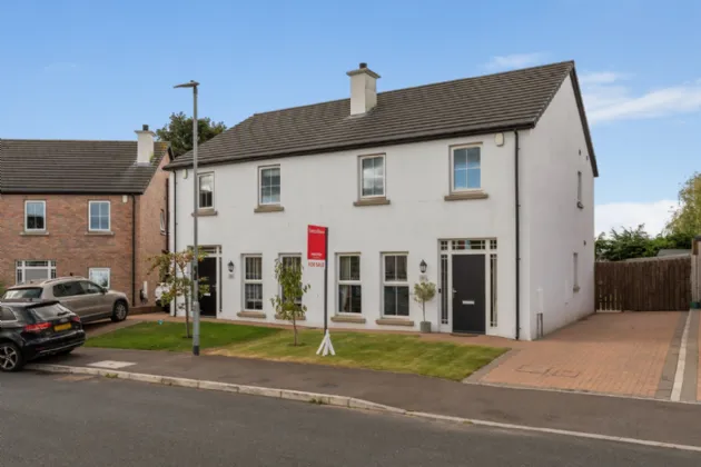 40 Ballyhenry Manor, Comber, Newtownards, BT23 5ZN