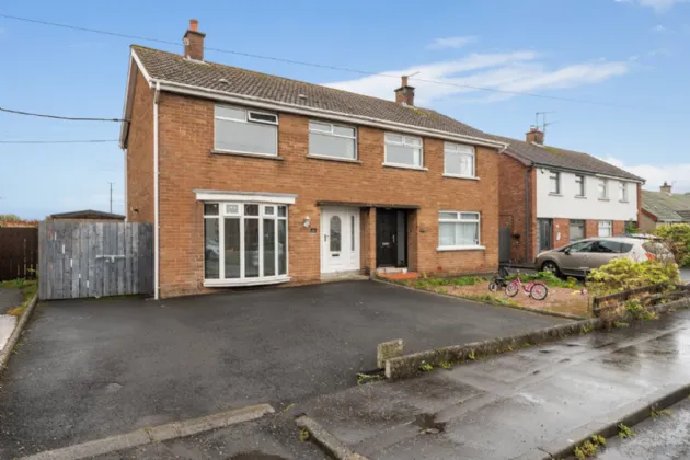 11 Longfield Gardens, Greenisland, Carrickfergus, BT38 8TR