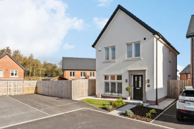 15 Oak Meadow Green, Newtownards, County Down, BT23 7JH
