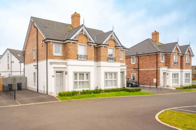 8 Rosepark Gardens, Belfast, County Antrim, BT5 7WN