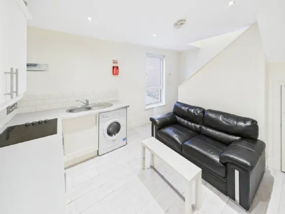 Apartment 2, 18, Claremont Street, Belfast, BT9 6AP