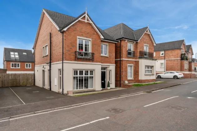 63 Old Mill Grove, Dundonald, Belfast, BT16 1WB