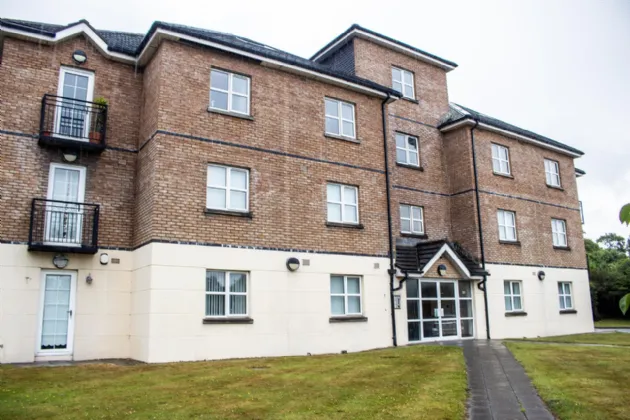 24 Lawnfield Grove, , Newcastle, BT33 0US