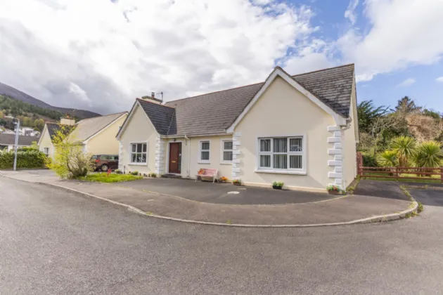 3 Farnley, Tullybrannigan Road, Newcastle, BT33 0ER