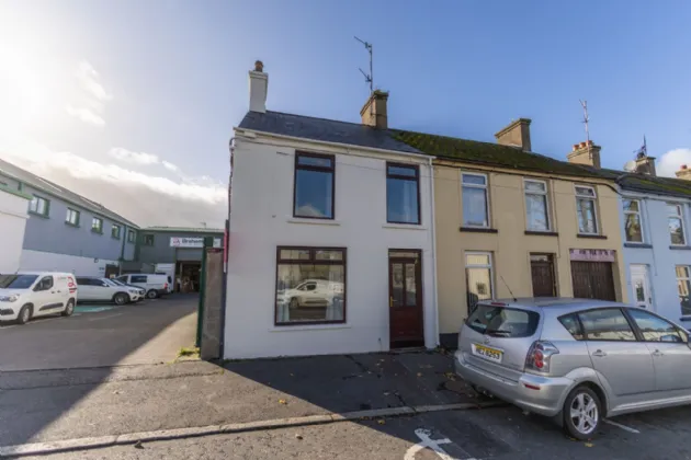 9 Charlotte Street, Warrenpoint, Newry, County Down, BT34 3LF