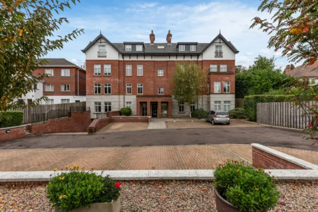 Apartment 2, 1, Deramore Park South, Belfast, BT9 5JJ