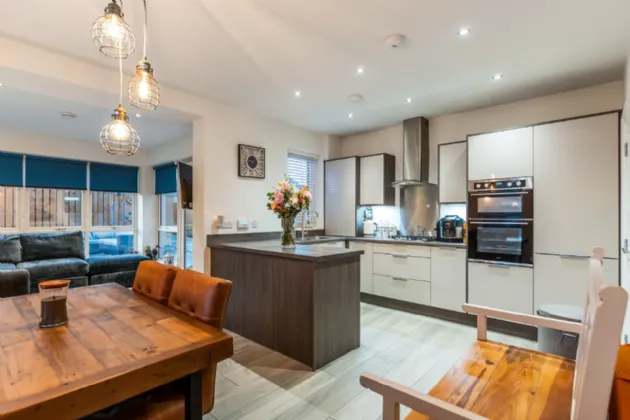 18 Helens Wood Way, Bangor, County Down, BT19 1FR