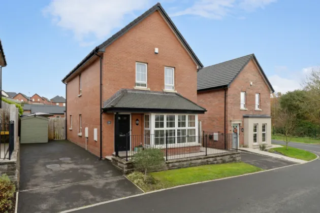 26 Millmount Village Meadows, Dundonald, Belfast, County Down, BT16 1AT