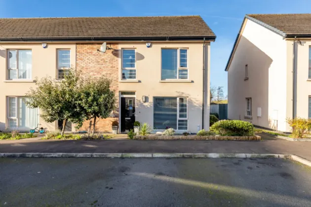 7 Larch Lane, Lisburn, County Down, BT28 2ZX