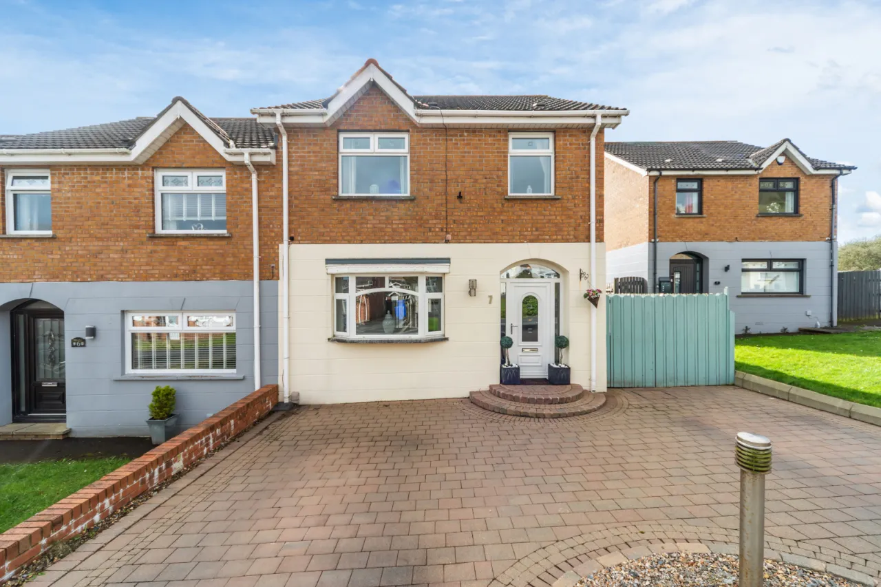 7 Lyndhurst Row, Belfast, County Antrim, BT13 3XX