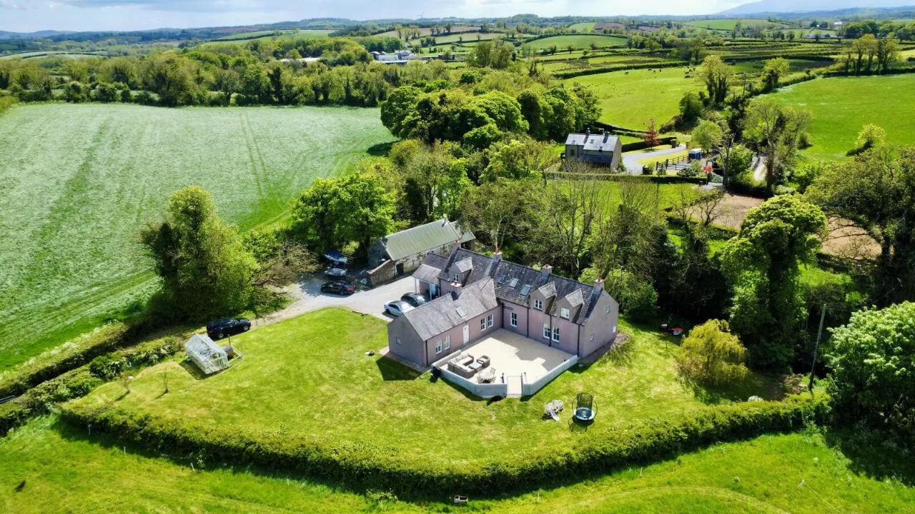 Brook Cottage, 11 Glasswater Road, Crossgar, Downpatrick, County Down, BT30 9DN