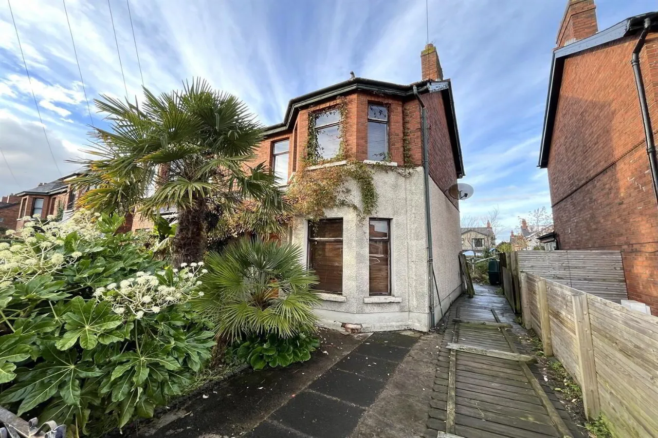 25 Haddington Gardens, Belfast, County Antrim, BT6 0AN