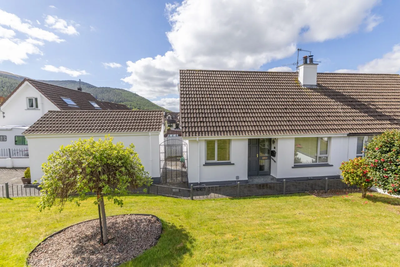 17 Rosswood, Rostrevor, BT34 3DZ