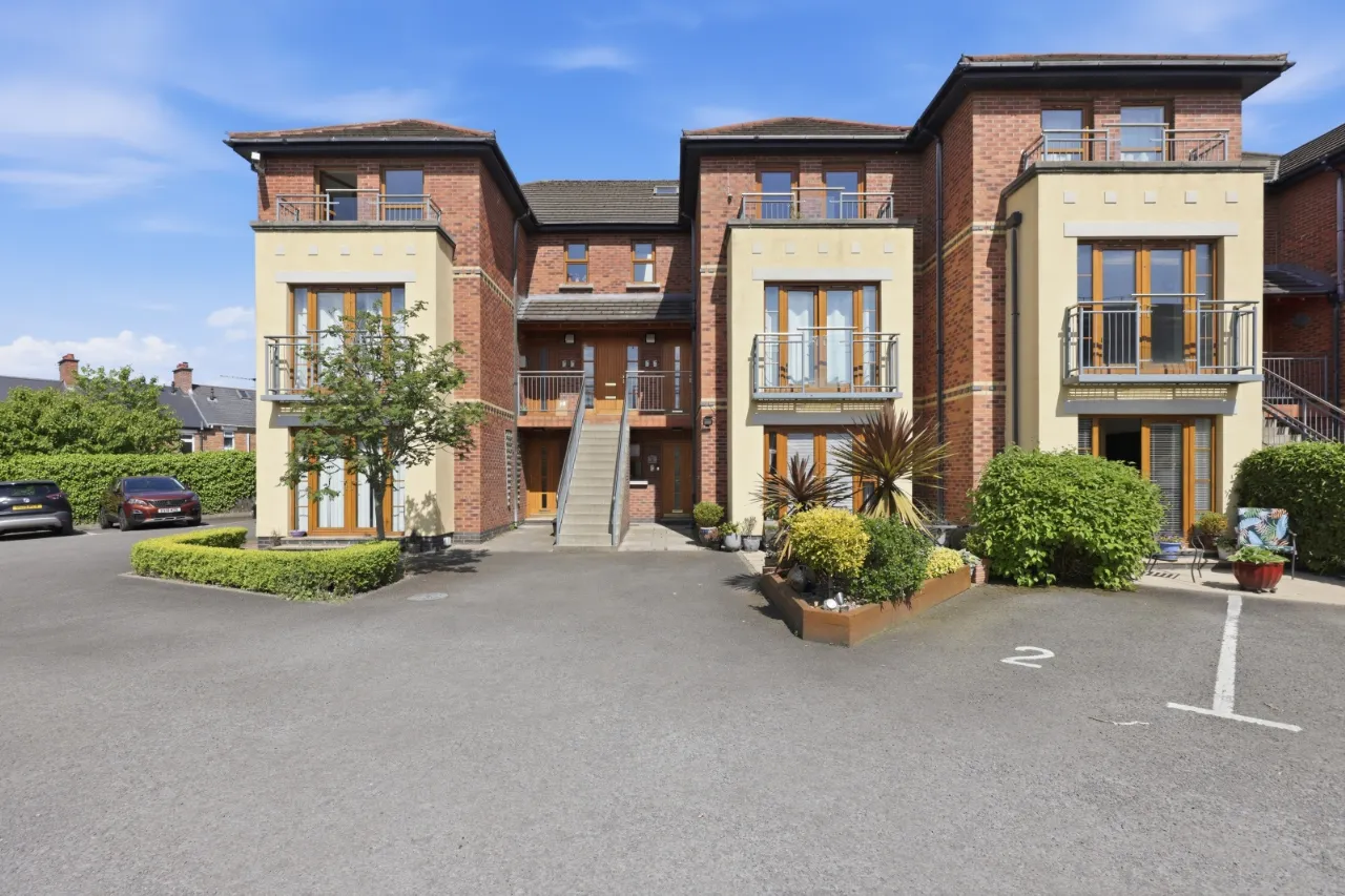 Apartment 10 Delamount, 5 Dundela Park, Belfast, County Antrim, BT4 1PH