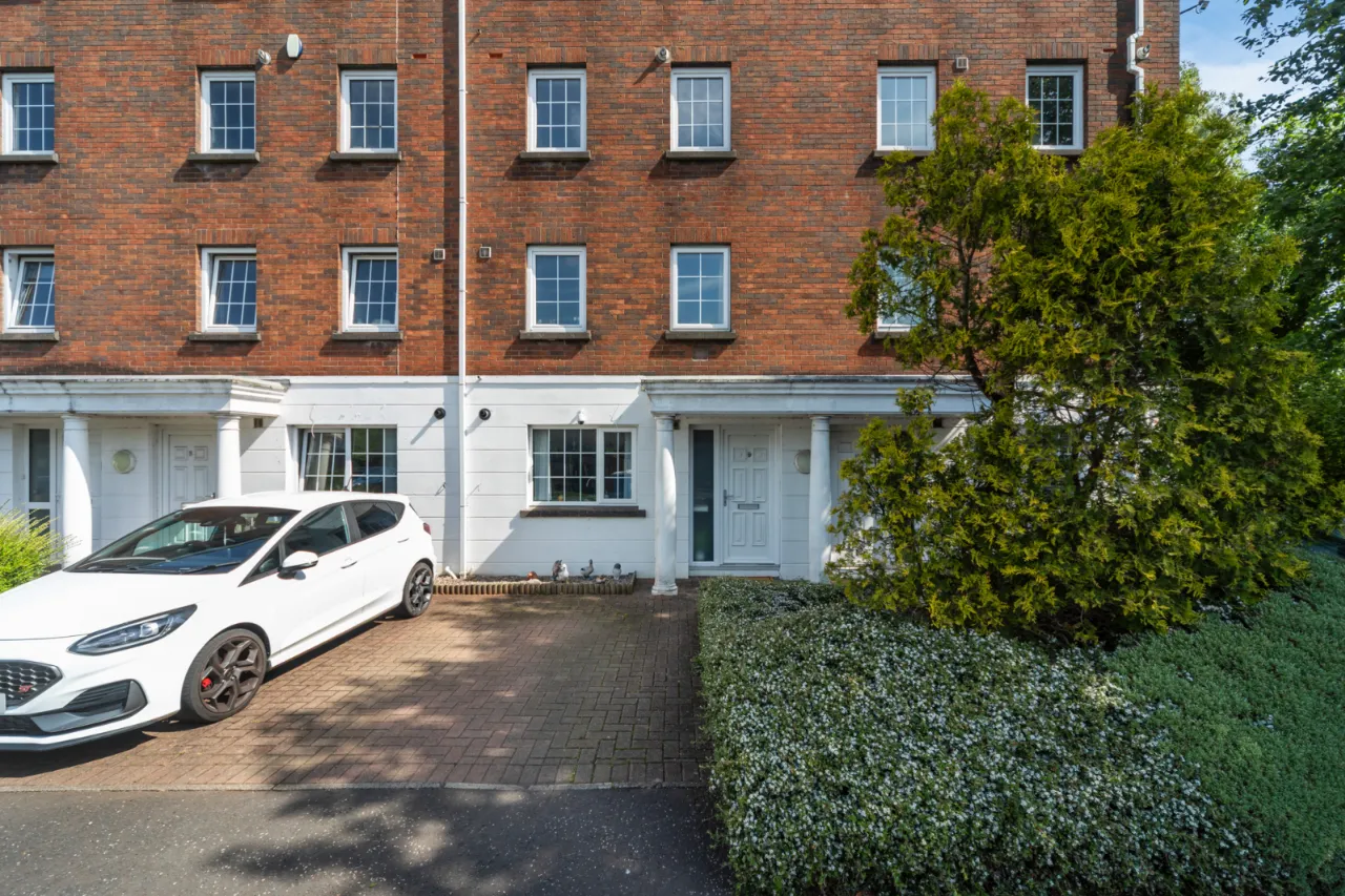 9 Fortwilliam Grange, Belfast, County Antrim, BT15 4AU