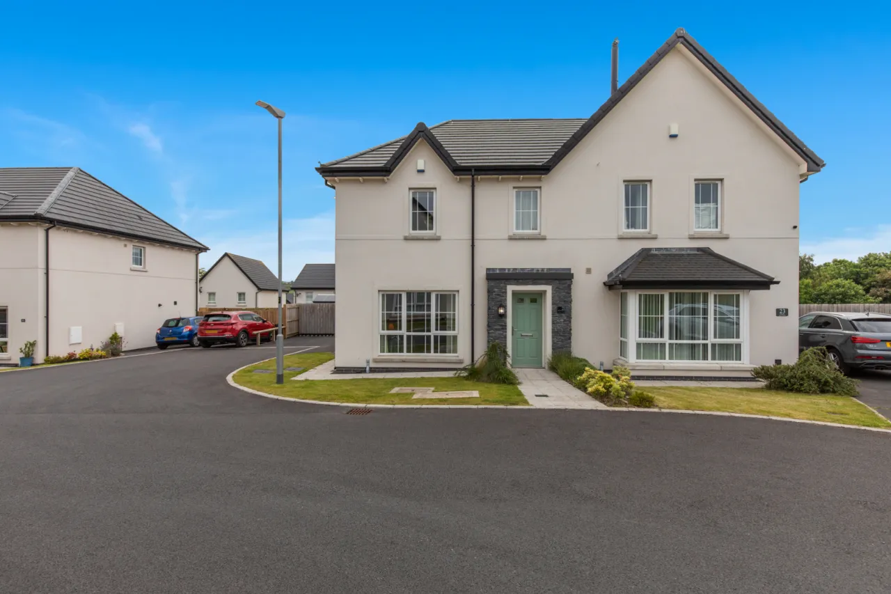 21 Millmount Quarry Avenue, Dundonald, Belfast, County Down, BT16 1BQ