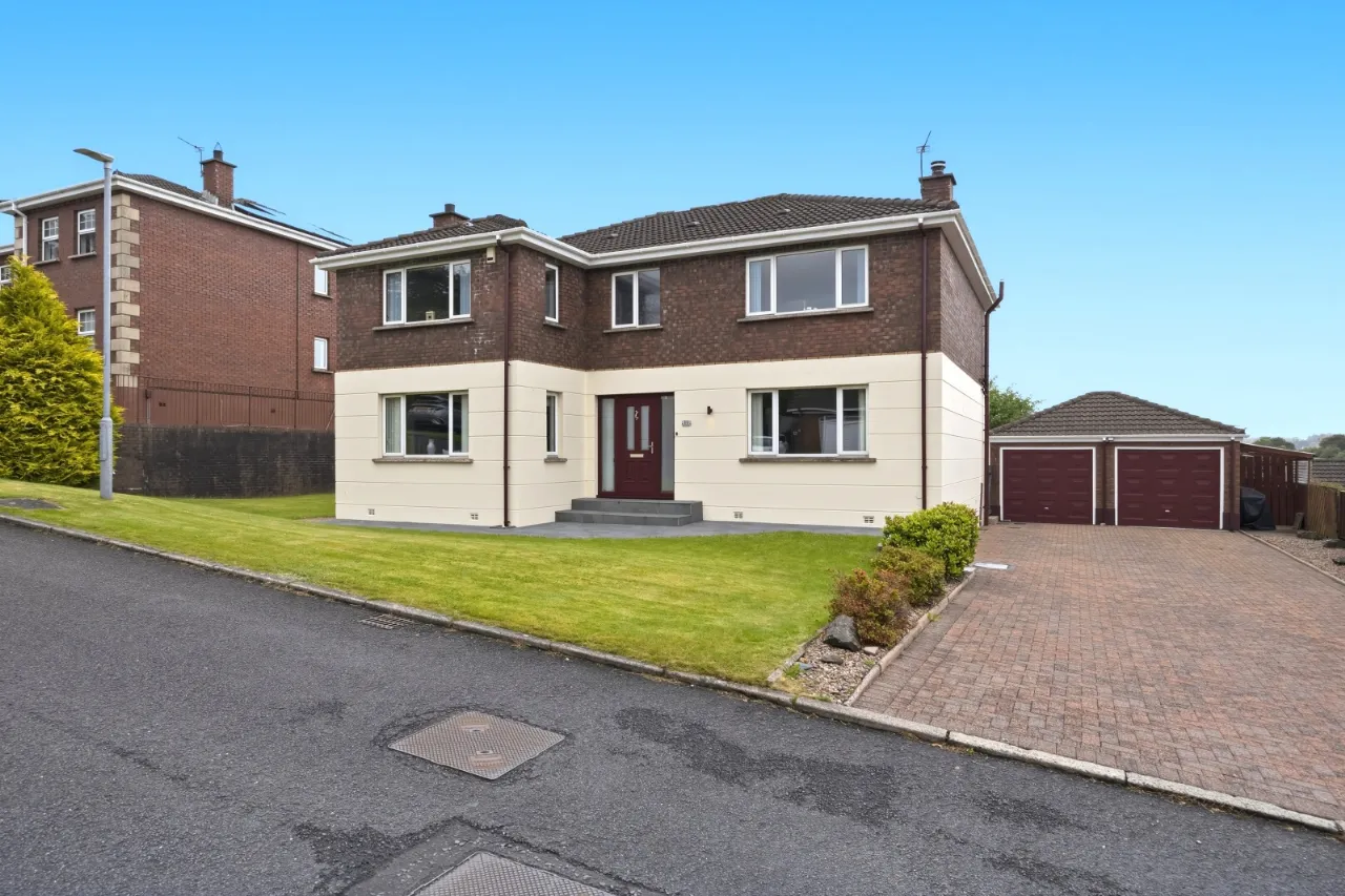 11 Lambert Rise, Dundonald, Belfast, County Down, BT16 1LQ