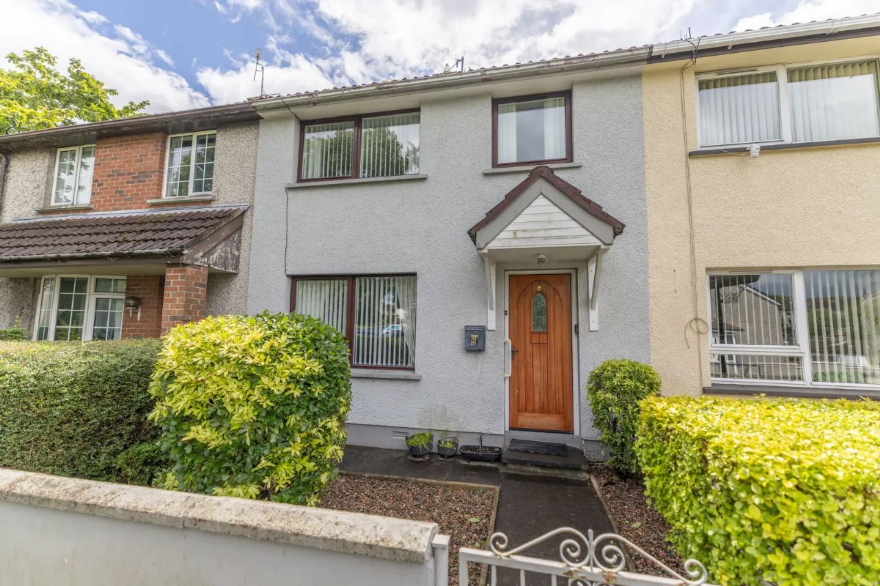 9 Rossmara Park, Warrenpoint, Newry, County Down, BT34 3NX