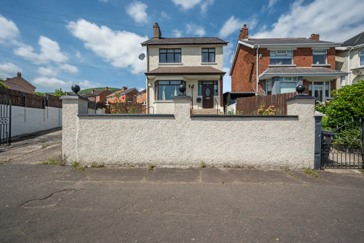 Whats, 188 West Circular Road, Belfast, County Antrim, BT13 3QL