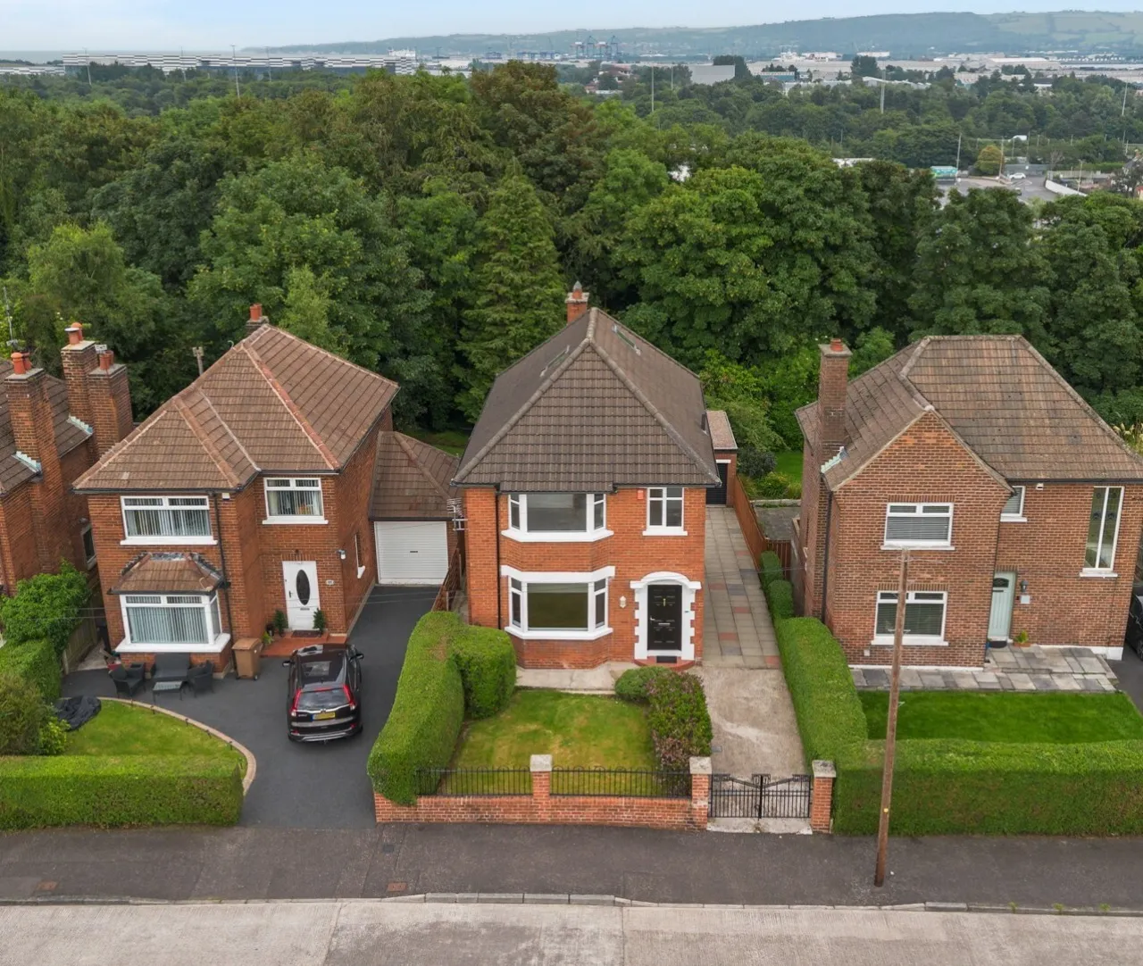 107 Dunlambert Drive, Belfast, County Antrim, BT15 3NG