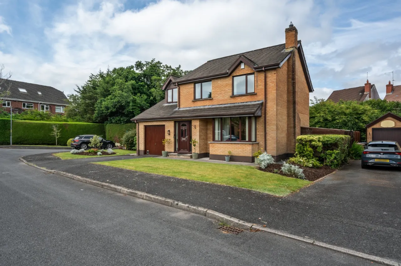 68 Royal Lodge Road, Belfast, County Down, BT8 7UL
