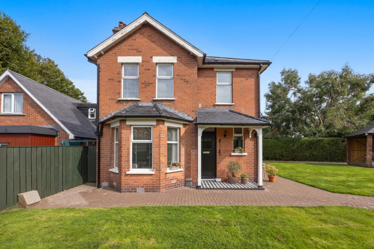 1 Church Road, Helens Bay, Bangor, County Down, BT19 1TP