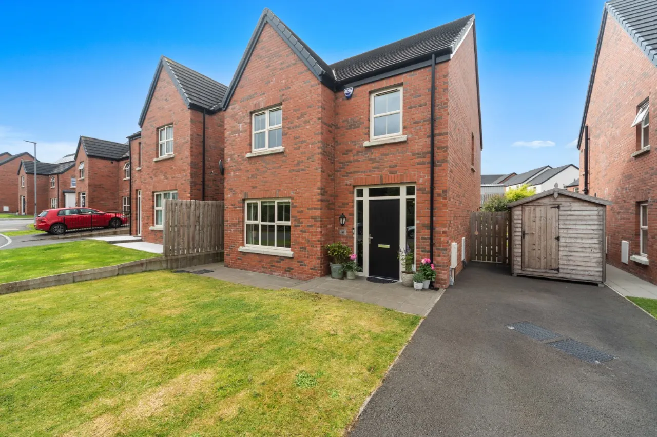 4 Black Quarter Meadow, Carryduff, Belfast, County Down, BT8 8GG