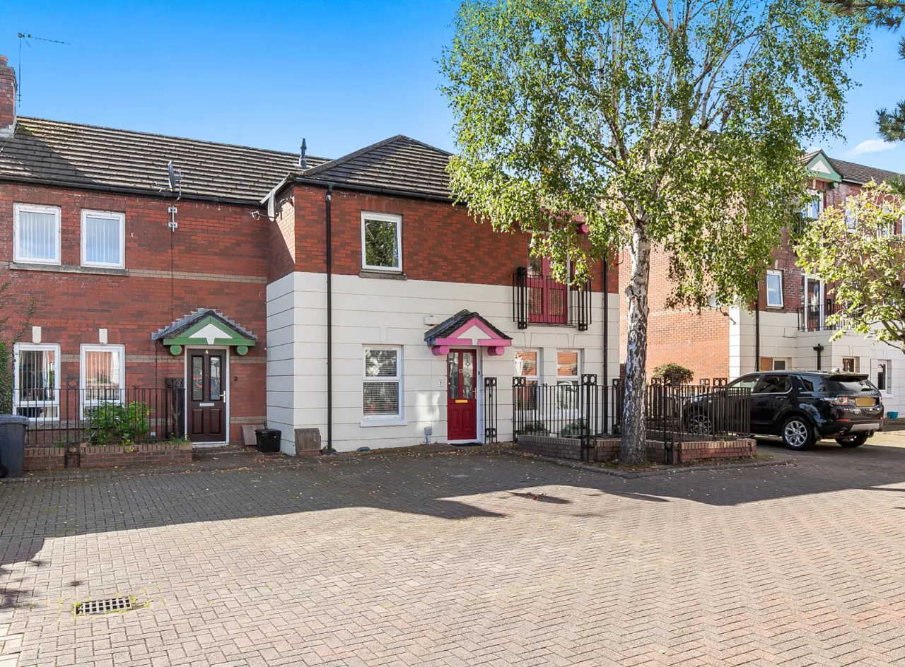 7 Ferndale Court, Lisburn Road, Belfast, BT9 7EE