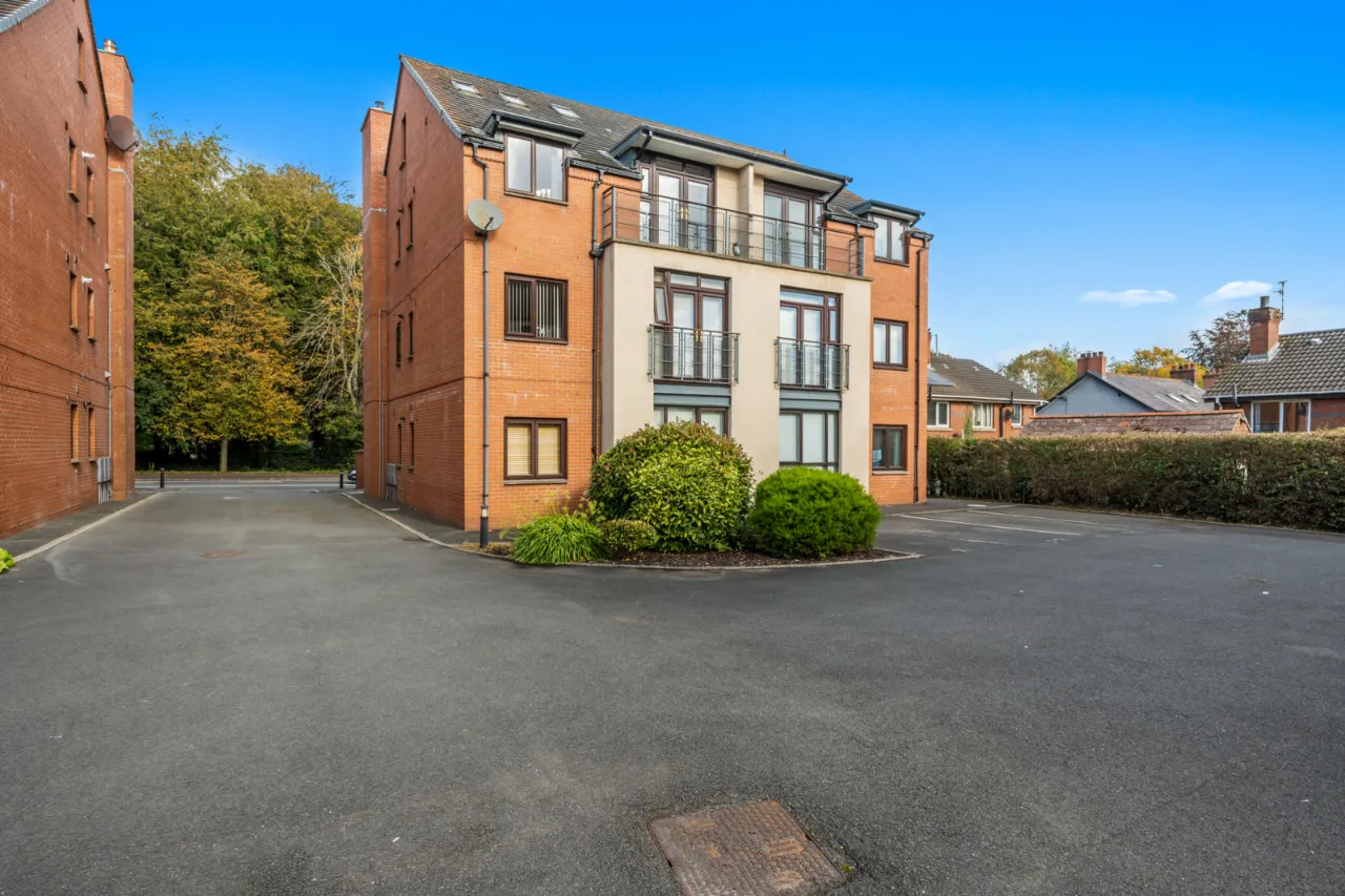 Apartment 24, Castlehill Place, 603 Upper Newtownards Road, Belfast, County Antrim, BT4 3LQ