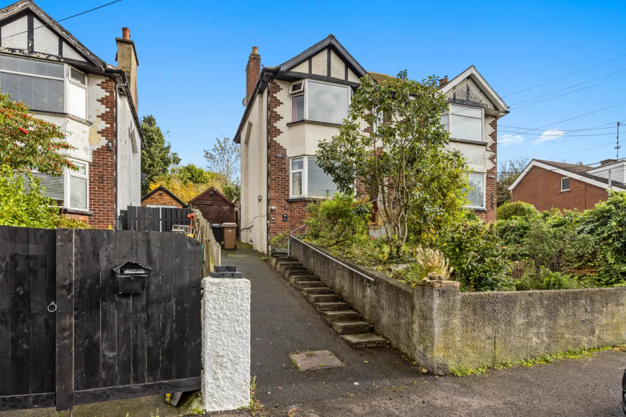 10 Old Saintfield Road, Carryduff, Belfast, County Down, BT8 8EY